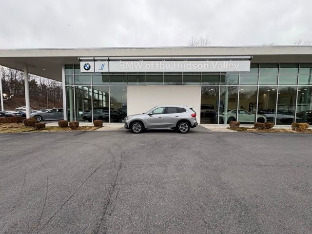 New 2026 BMW X1 xDrive28i w/ Convenience Package image 1