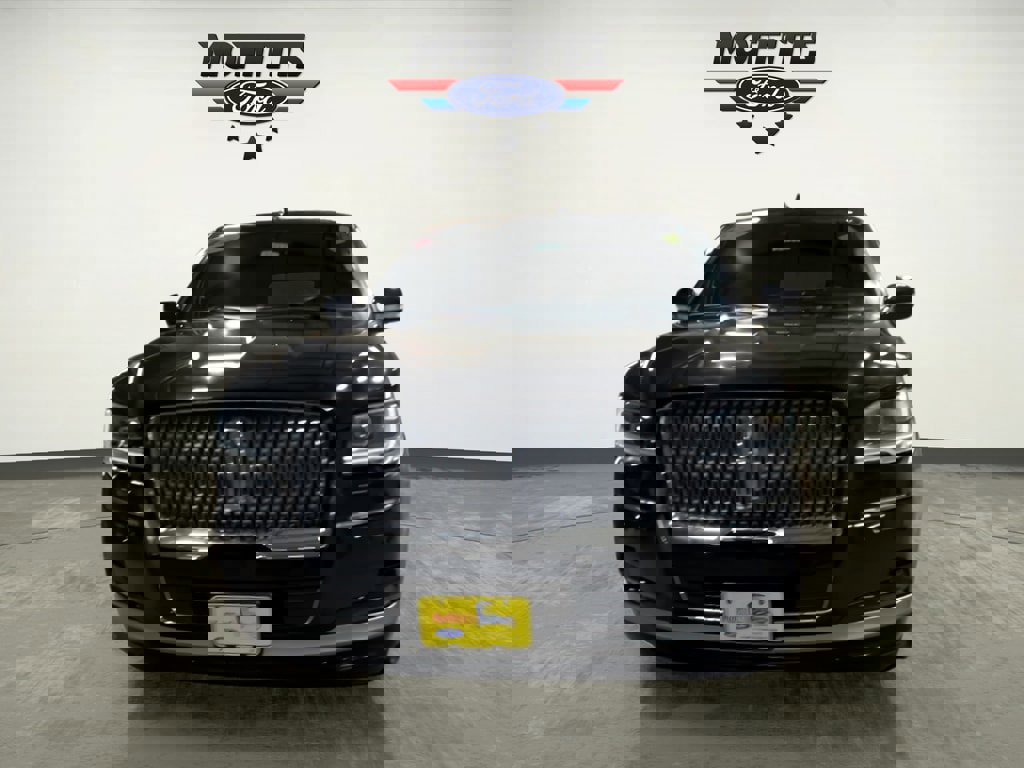 Used 2024 Lincoln Navigator Reserve image 8