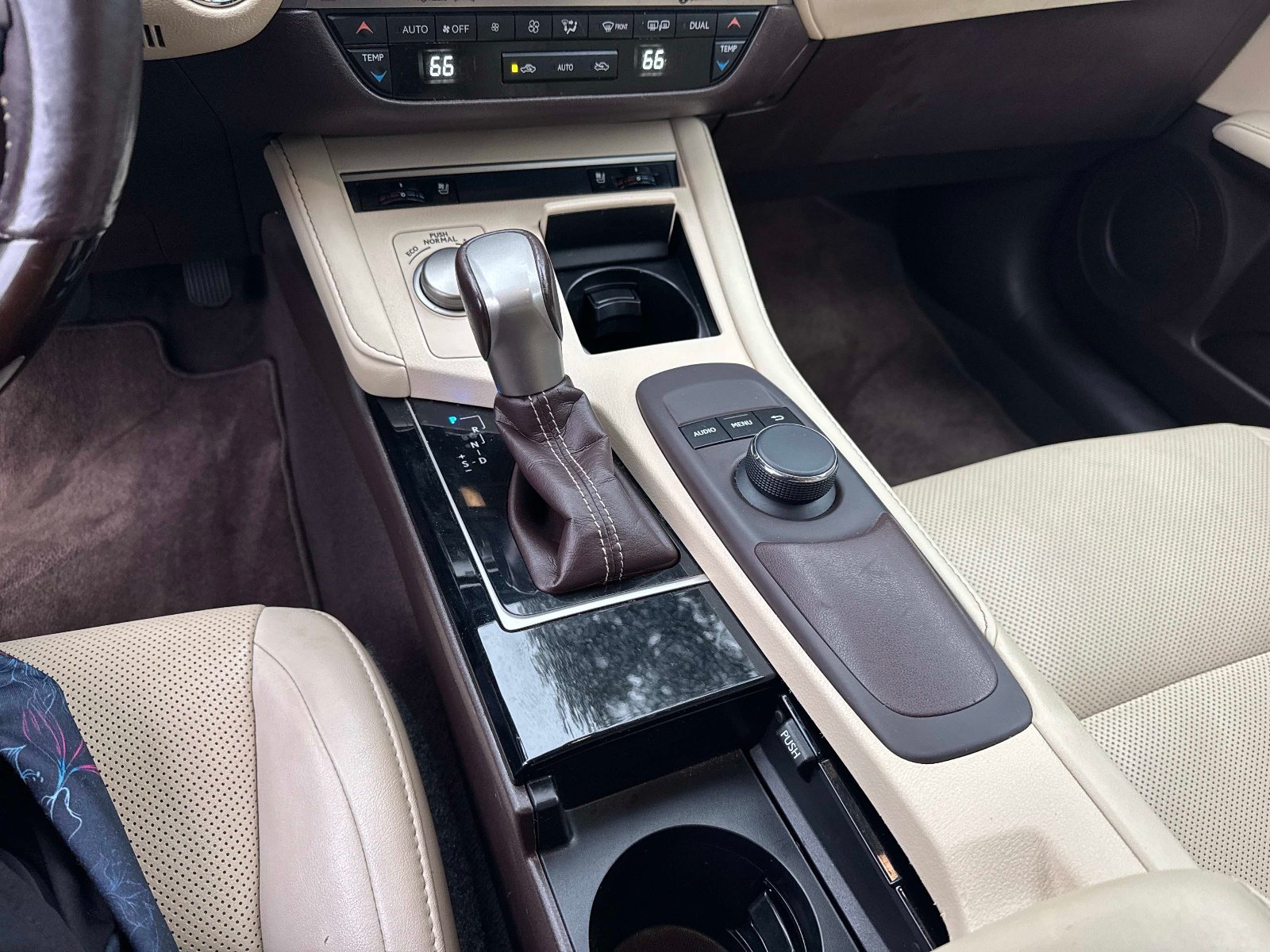 Used 2018 Lexus ES 350 w/ Premier Package FWD image 25