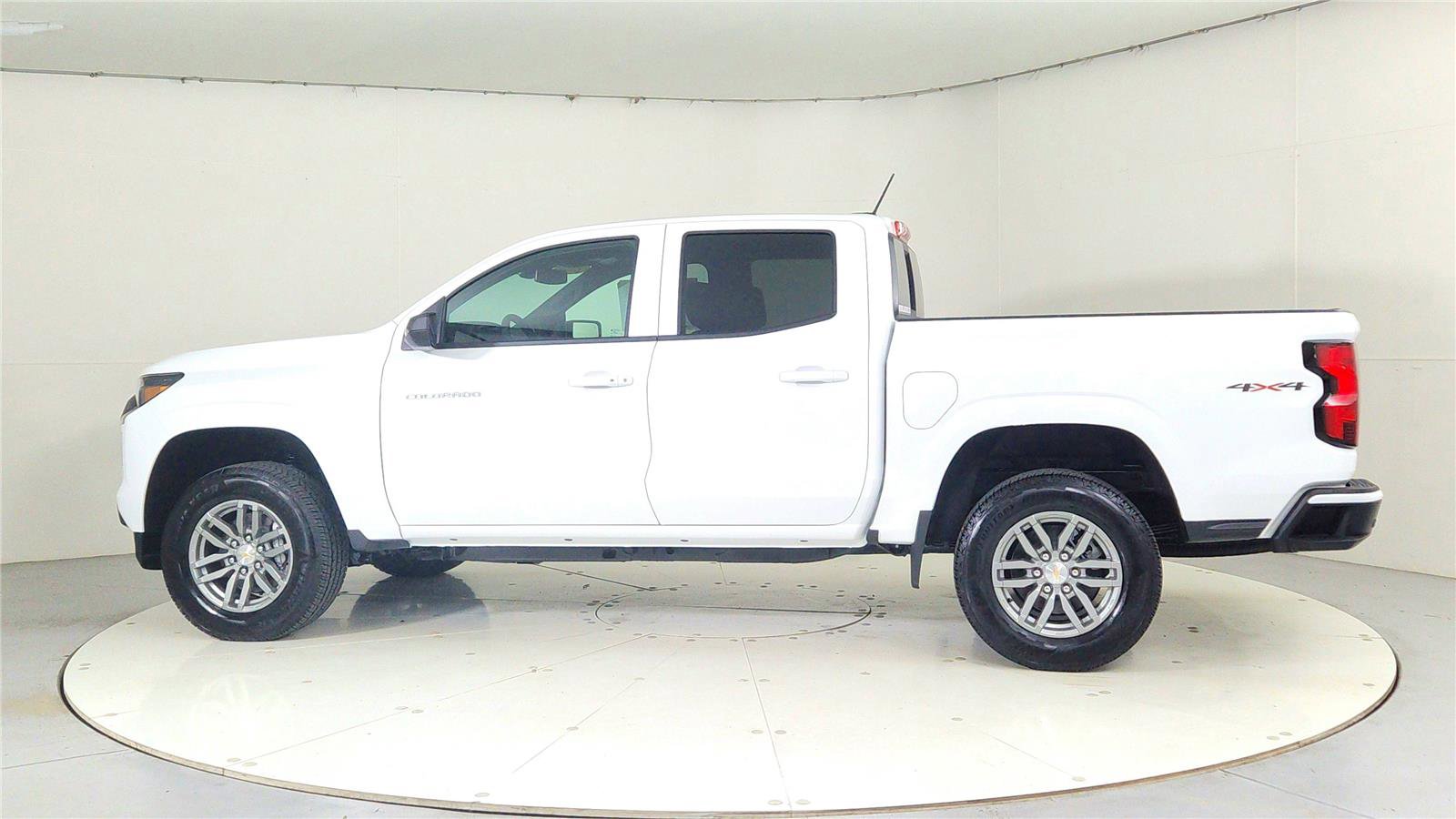 New 2026 Chevrolet Colorado LT w/ Advanced Trailering Package image 4