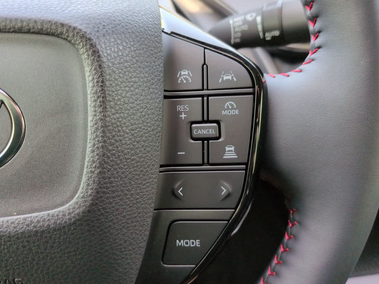 Certified 2026 Toyota Prius Plug-In Hybrid FWD image 25