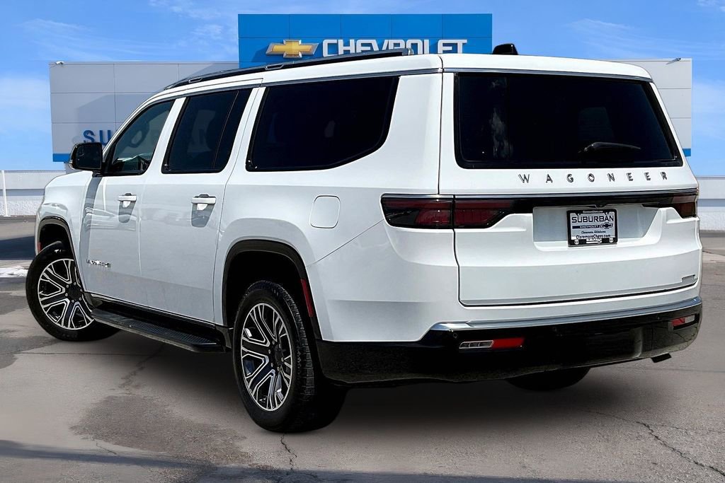 Used 2024 Jeep Wagoneer L Series II RWD image 11