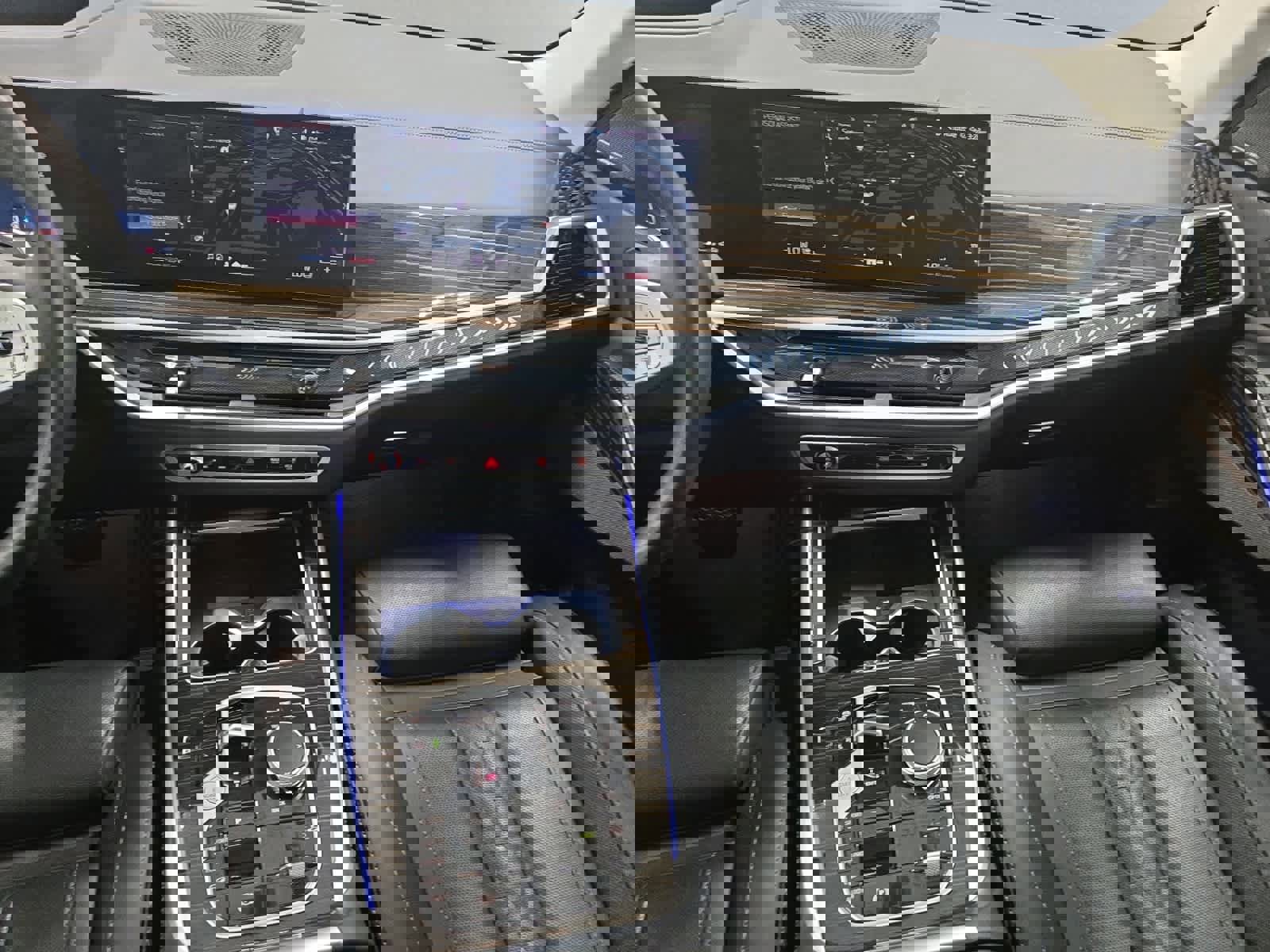 Used 2025 BMW X7 xDrive40i image 26