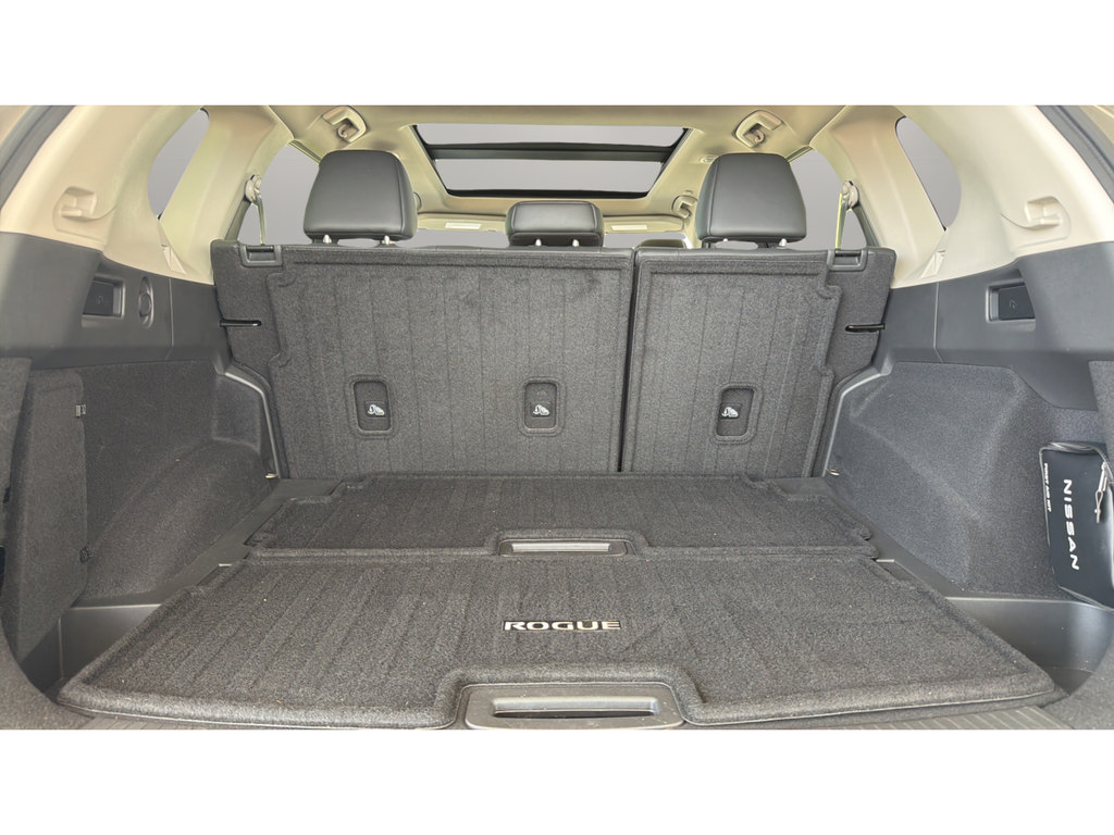 Certified 2023 Nissan Rogue Platinum AWD/4WD image 12