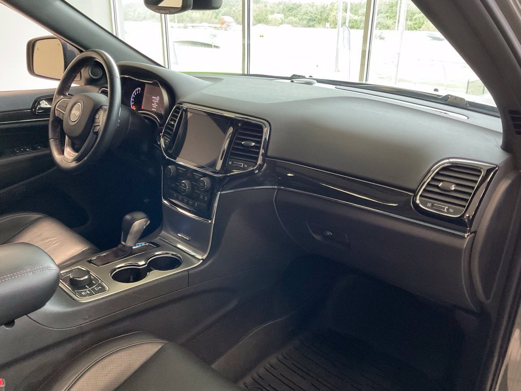 Used 2021 Jeep Grand Cherokee Trailhawk w/ Trailhawk Luxury Group AWD/4WD image 20
