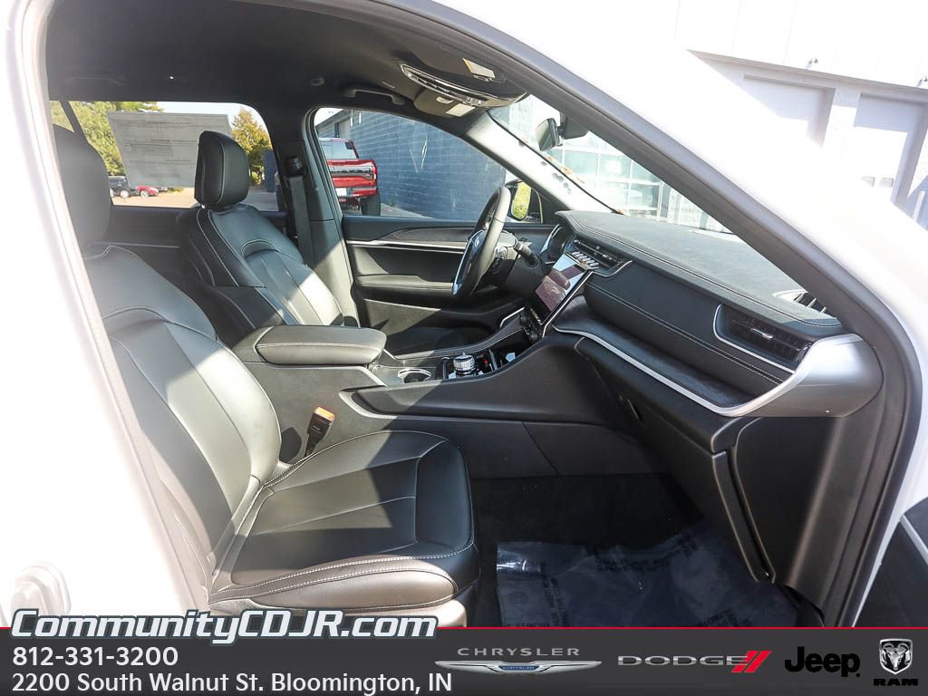 New 2025 Jeep Grand Cherokee L Limited image 19