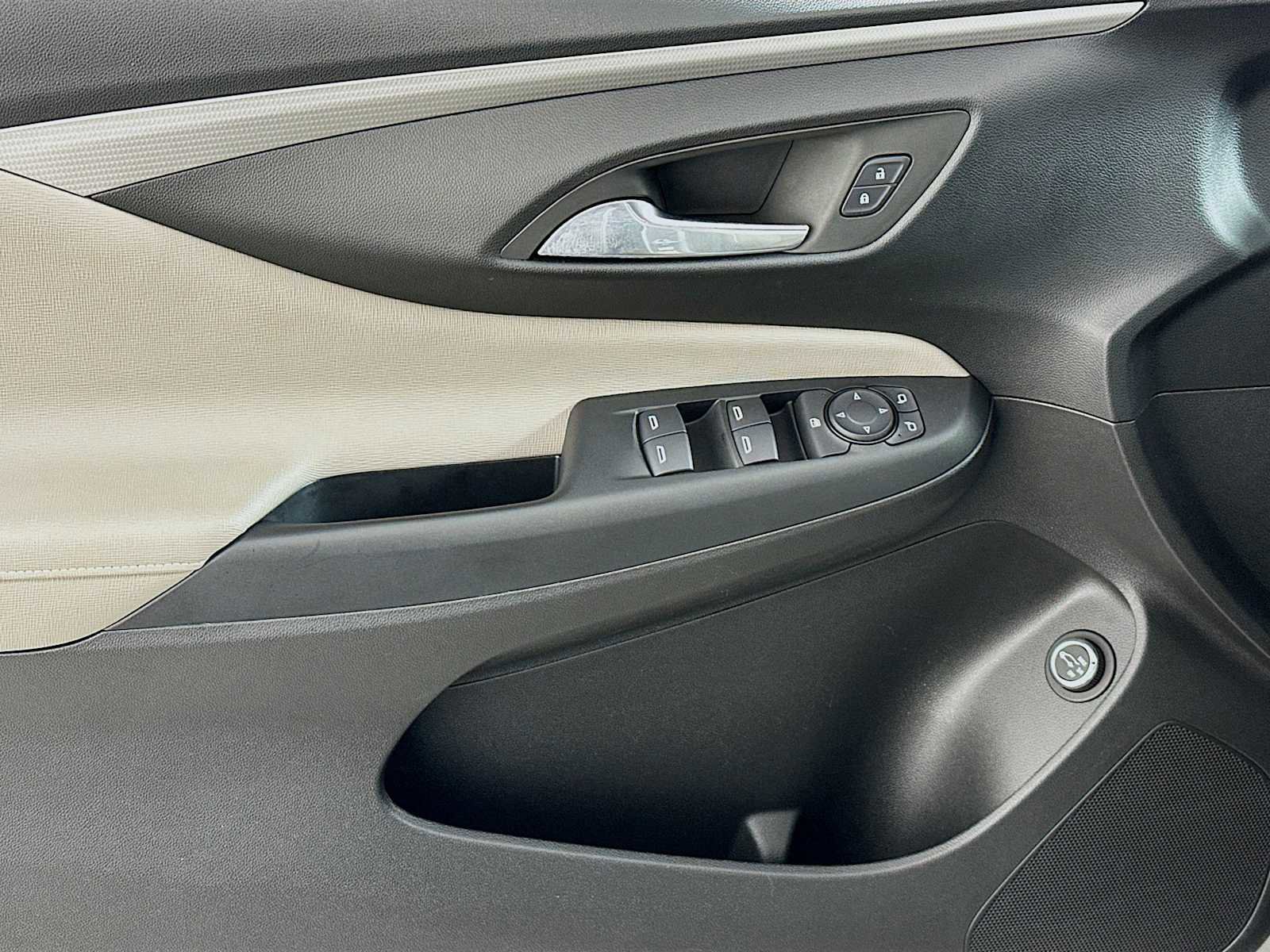 Used 2024 Buick Envista Avenir image 16