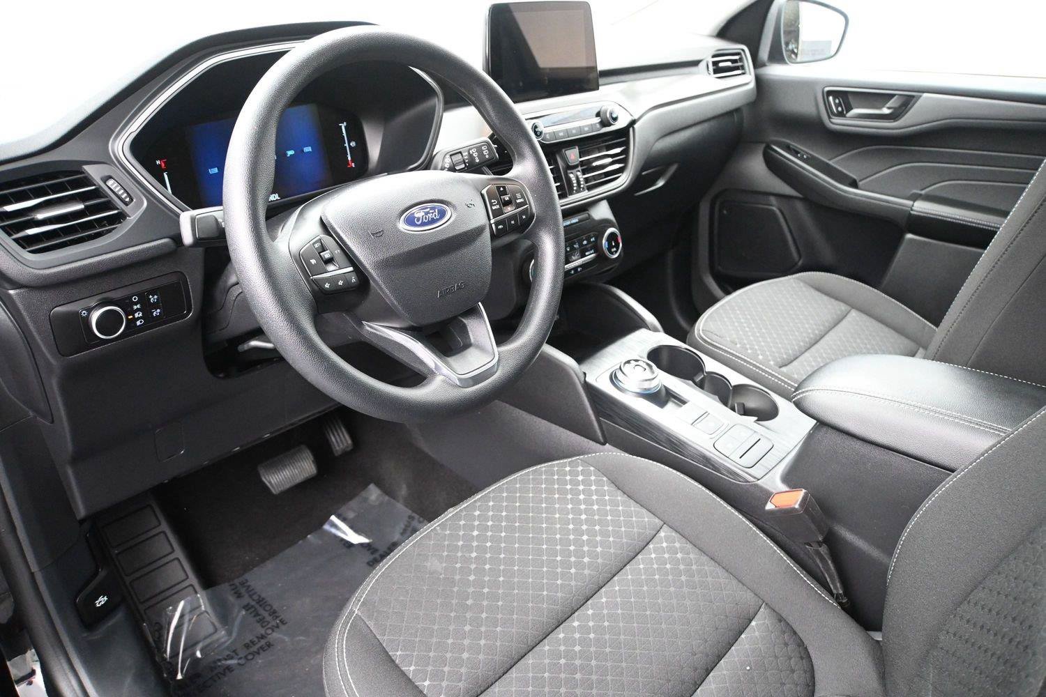Used 2025 Ford Escape Active FWD image 2