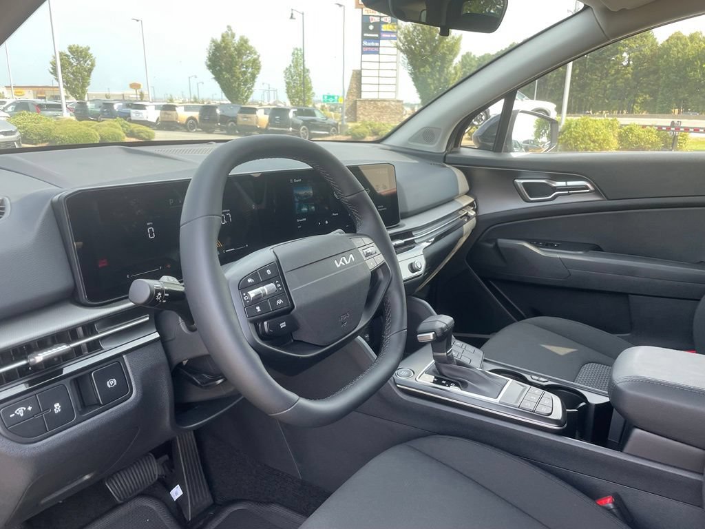 New 2026 Kia Sportage LX w/ LX Convenience Package FWD image 10