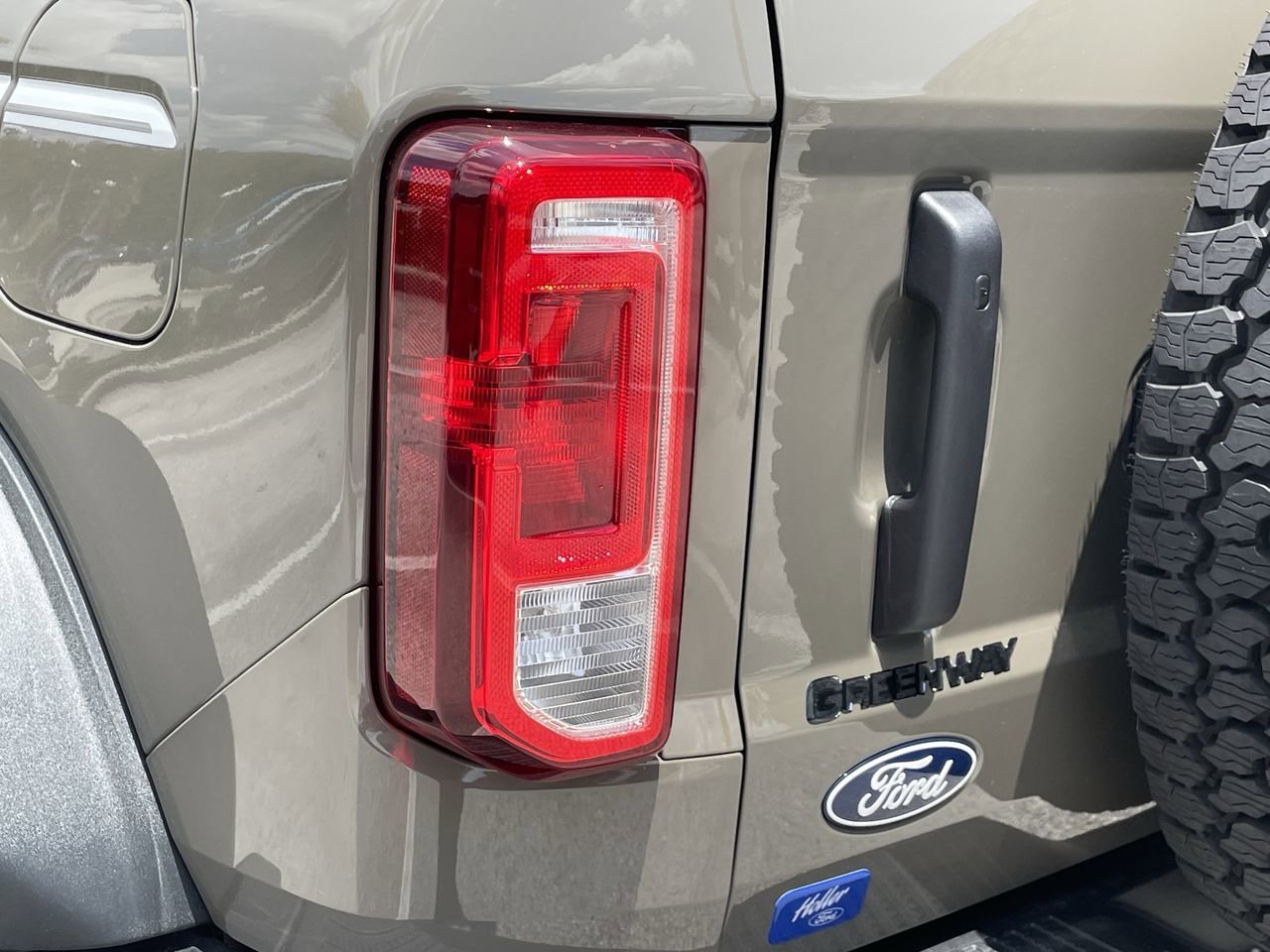 Used 2026 Ford Bronco Heritage Edition AWD/4WD image 7