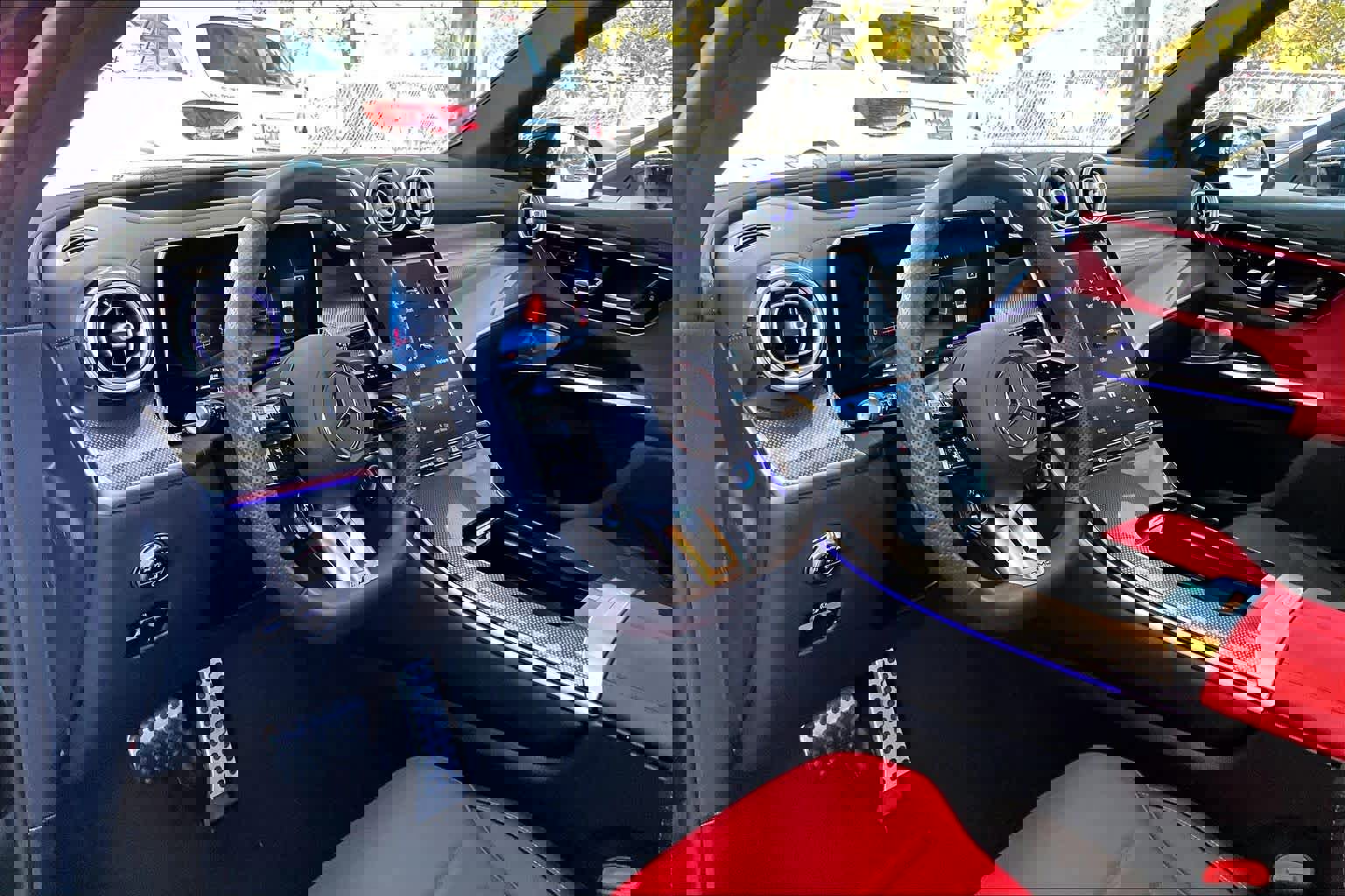 Certified 2024 Mercedes-Benz GLC 43 AMG 4MATIC image 17