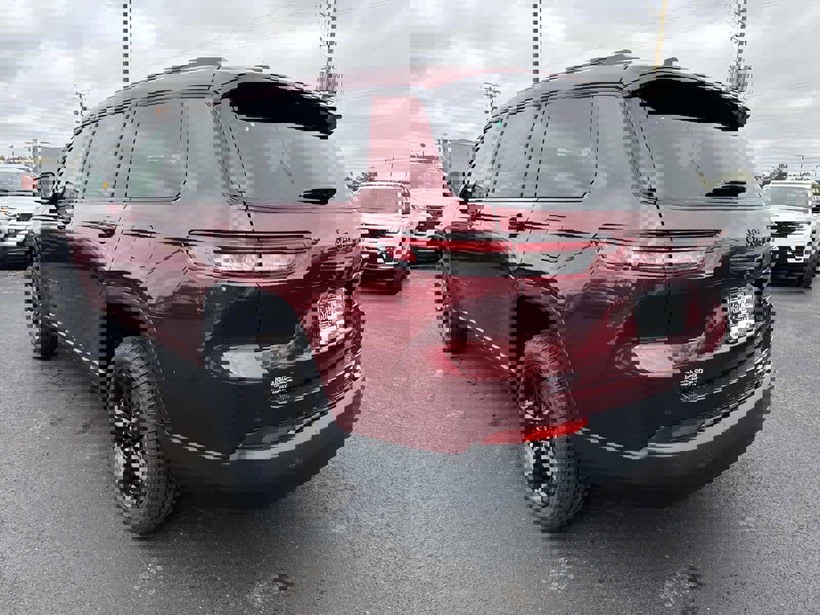 New 2025 Jeep Grand Cherokee L Limited w/ Black Appearance Package image 4