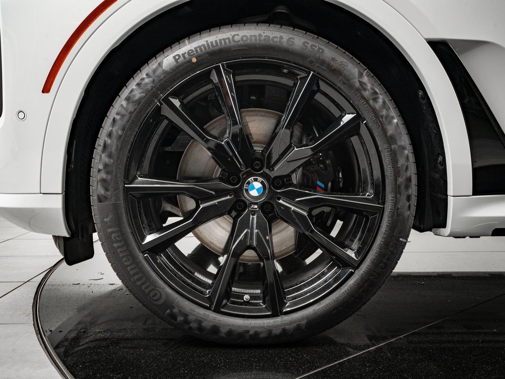 New 2026 BMW X7 xDrive40i w/ M Sport Package image 13