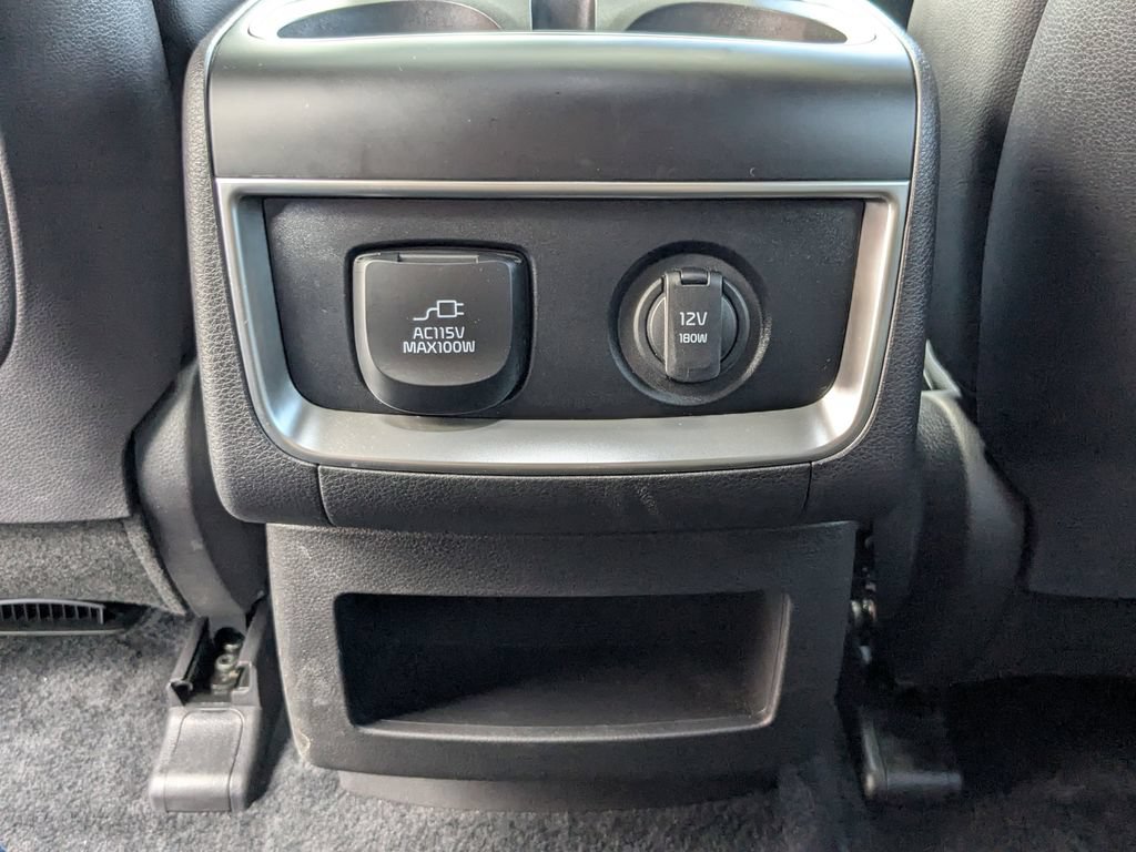 Used 2025 Kia Carnival SX Prestige FWD image 20