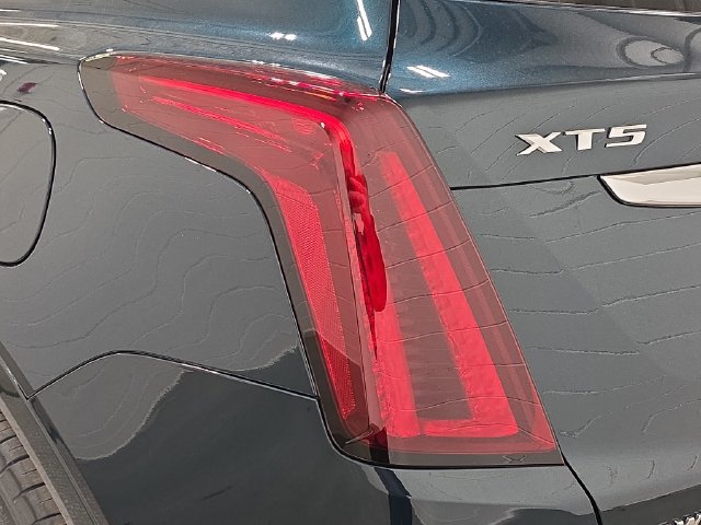 New 2026 Cadillac XT5 Premium Luxury AWD/4WD image 29