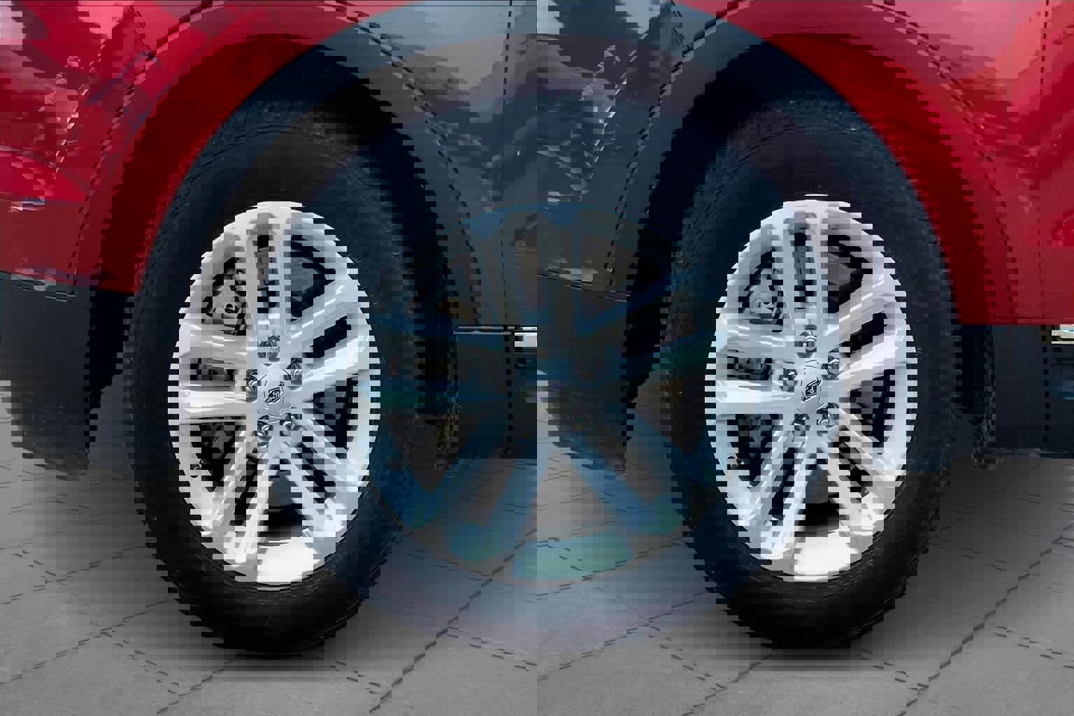 Used 2015 Ford Explorer XLT w/ Equipment Group 202B image 10