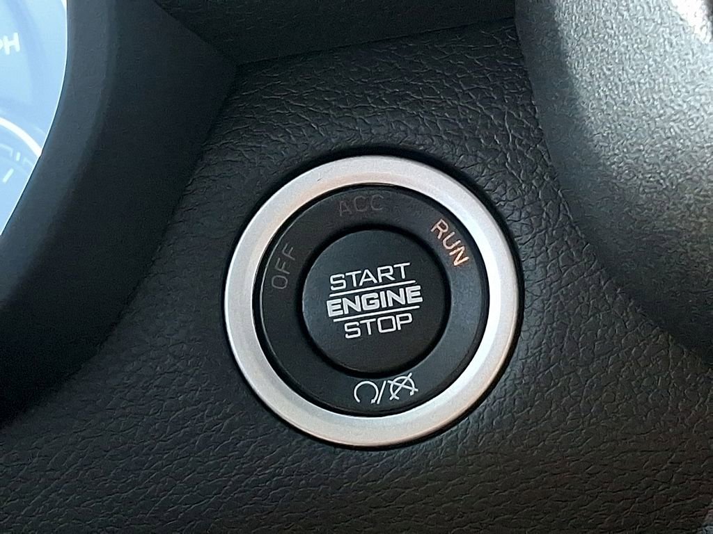 Used 2024 RAM 2500 Tradesman w/ Chrome Appearance Group image 20