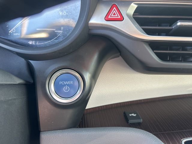 Used 2024 Toyota Sienna LE image 28