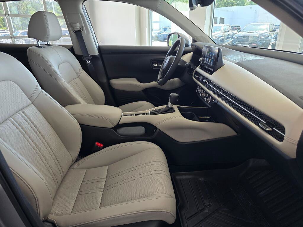 Used 2024 Honda HR-V EX-L image 44