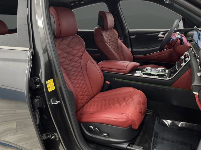 Used 2025 Genesis GV80 3.5T e-SC image 33