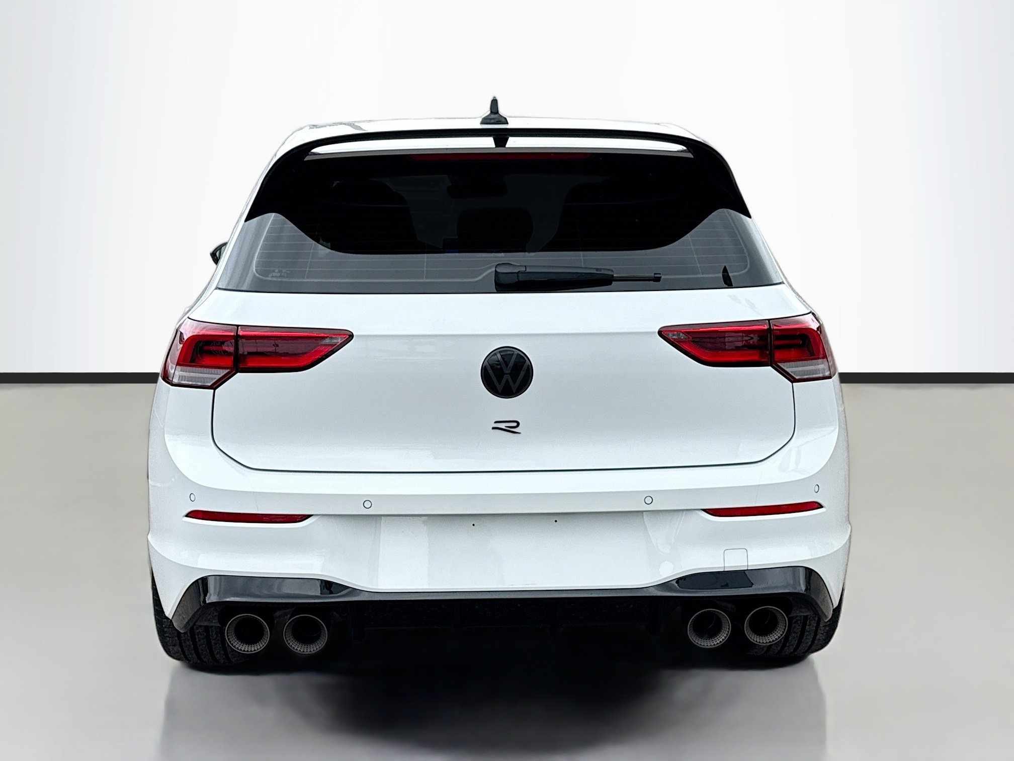 Used 2025 Volkswagen Golf R Black Edition w/ Euro Stye Package image 4