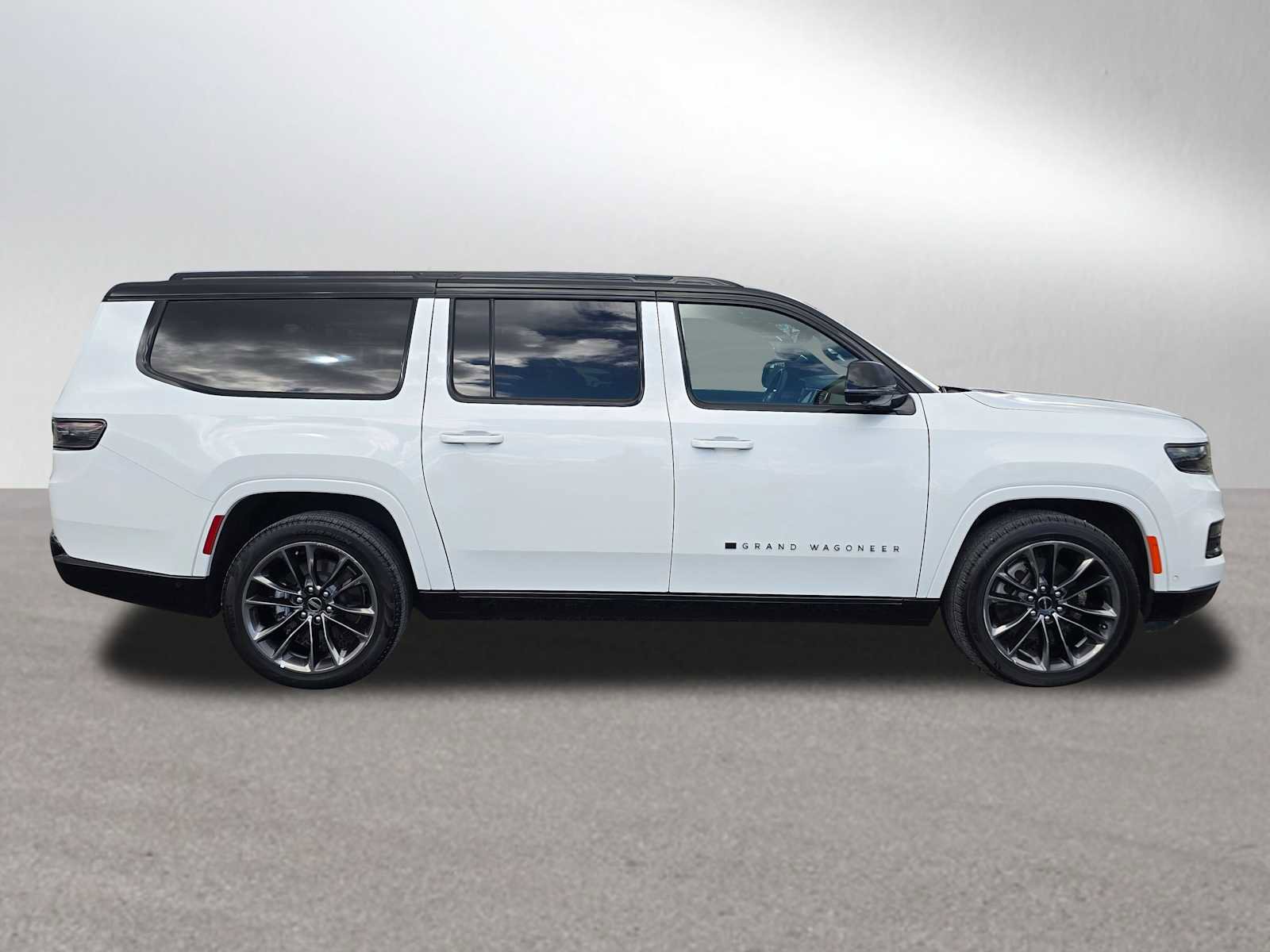 Used 2024 Jeep Grand Wagoneer L Series III w/ Quick Order Packagew 28T image 2