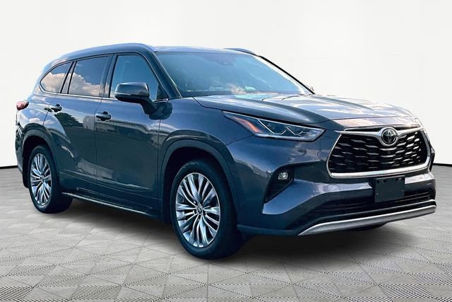 Used 2022 Toyota Highlander Platinum