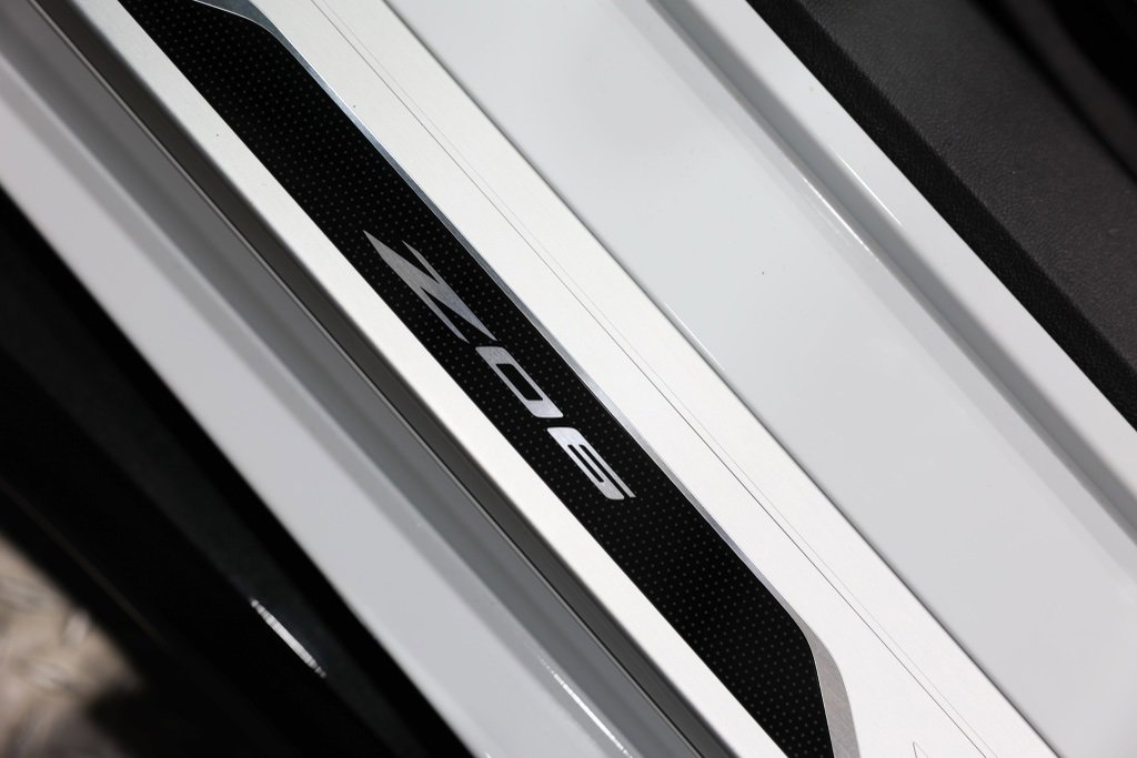Used 2025 Chevrolet Corvette Z06 image 19