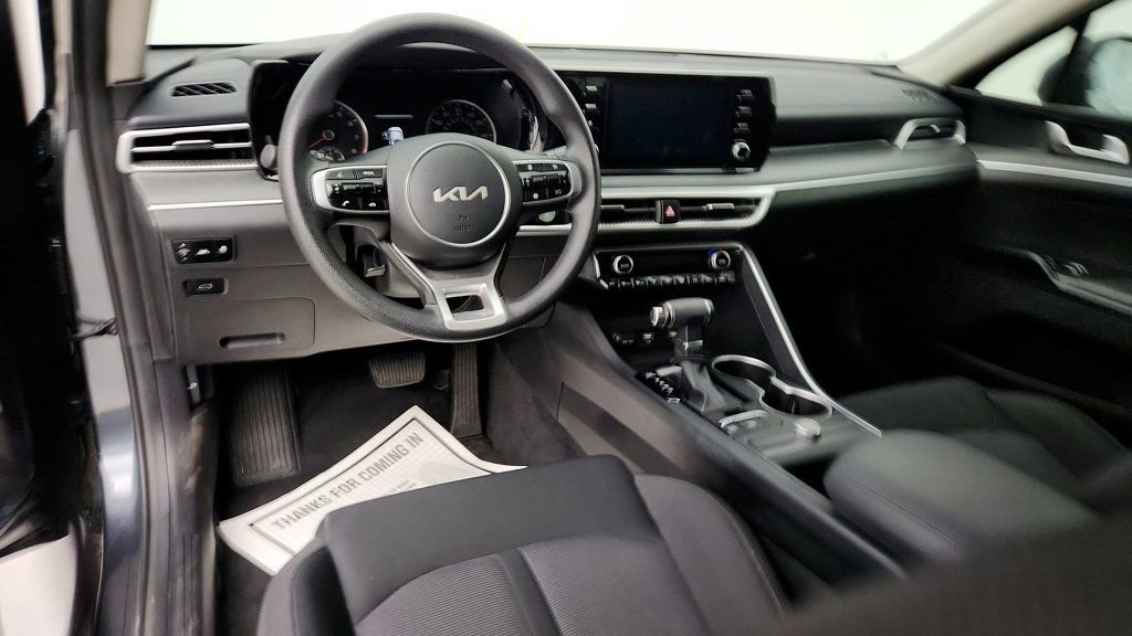 Used 2022 Kia K5 LXS image 11