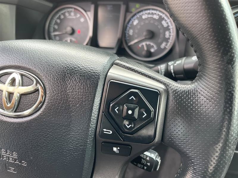 Used 2017 Toyota Tacoma TRD Off-Road w/ Tow Package (A/T) AWD/4WD image 17