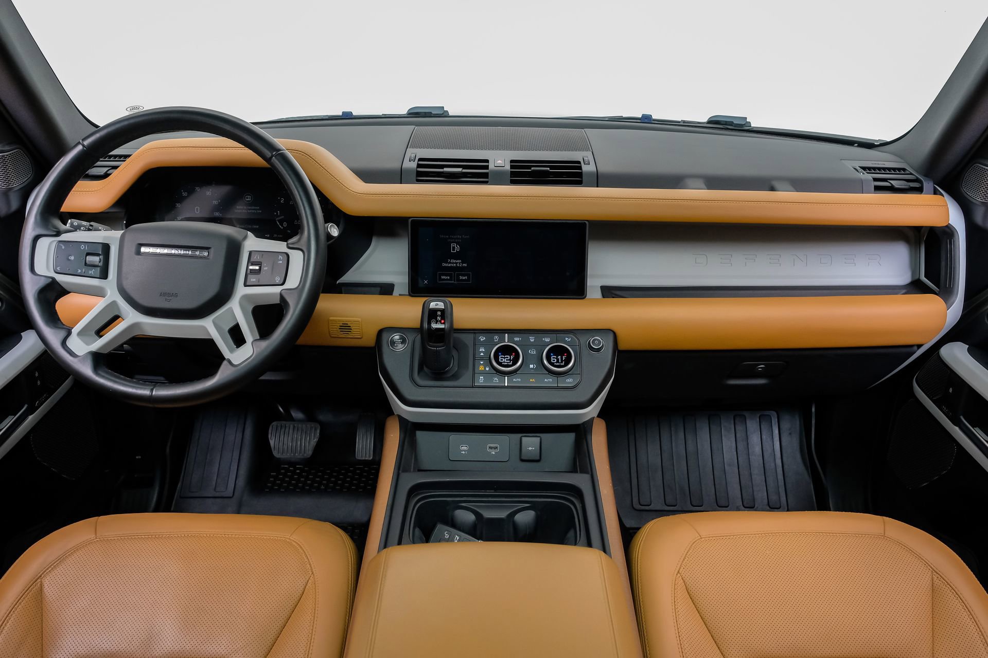 Used 2023 Land Rover Defender 110 SE AWD/4WD image 19