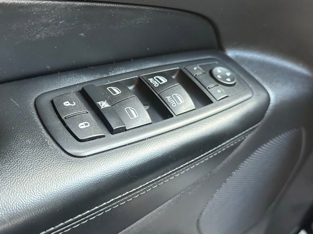 Used 2016 Jeep Grand Cherokee Laredo w/ Quick Order Package 23E image 17