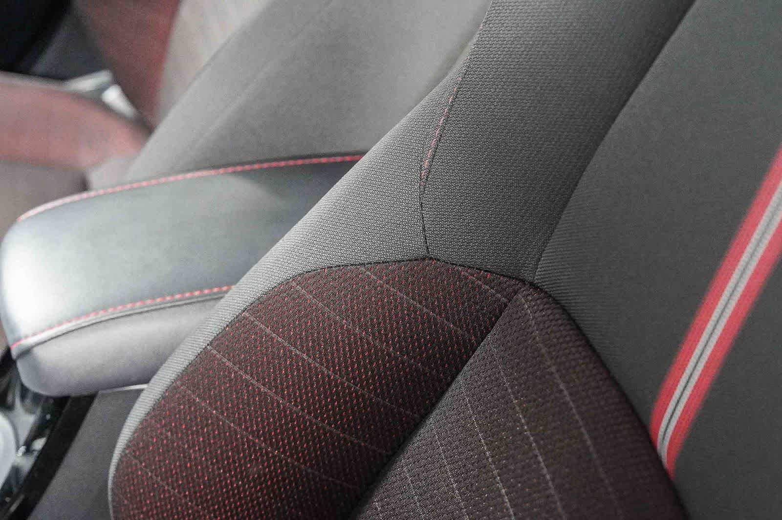 Certified 2025 Toyota Corolla SE w/ SE Premium Package FWD image 20