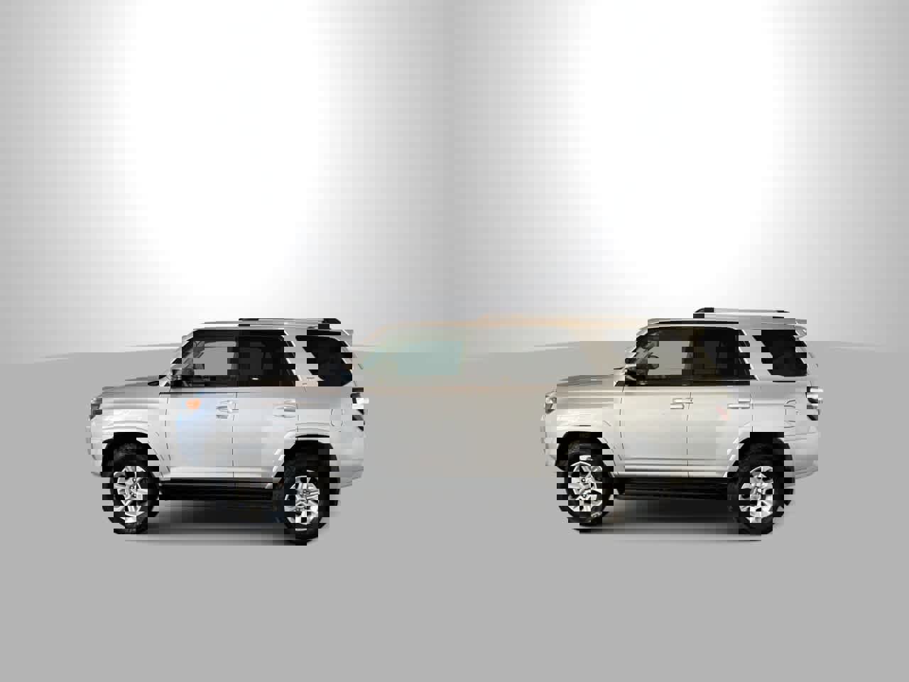 Used 2021 Toyota 4Runner SR5 image 5