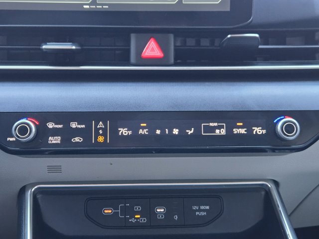 Used 2025 Kia Carnival SX FWD image 24