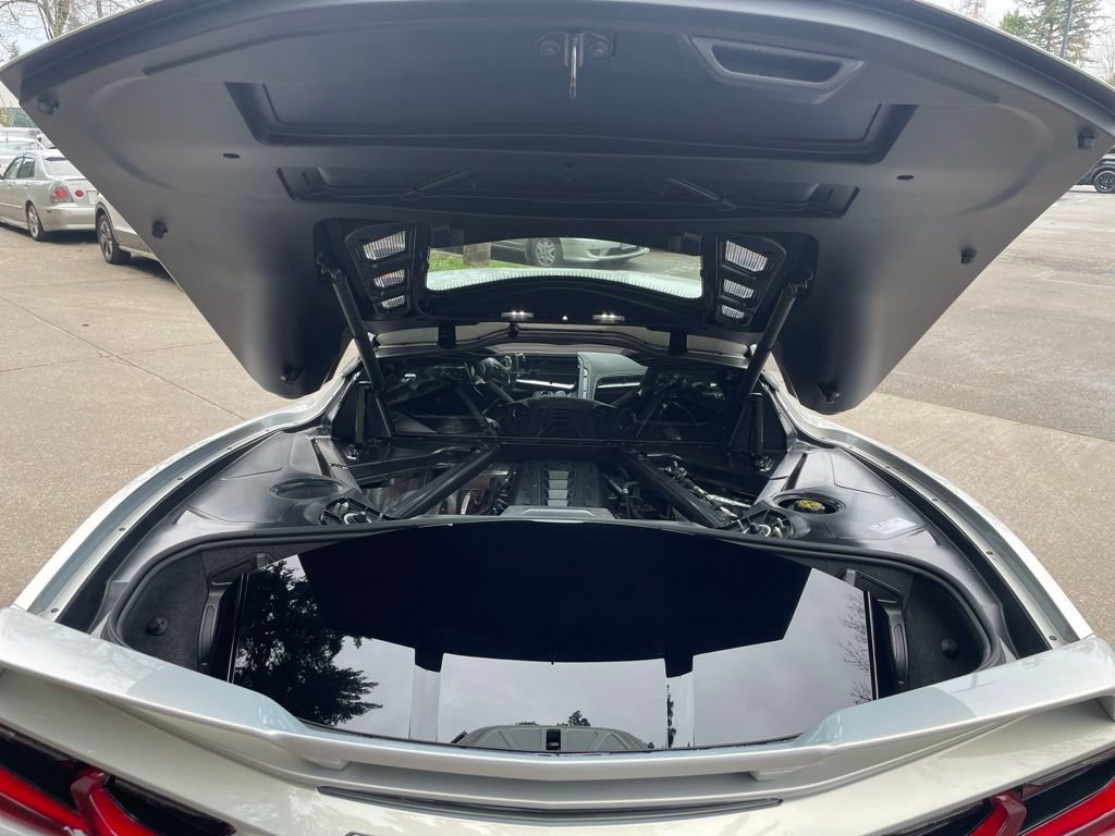 Used 2023 Chevrolet Corvette Stingray Premium Cpe w/ Z51 Performance Package image 8