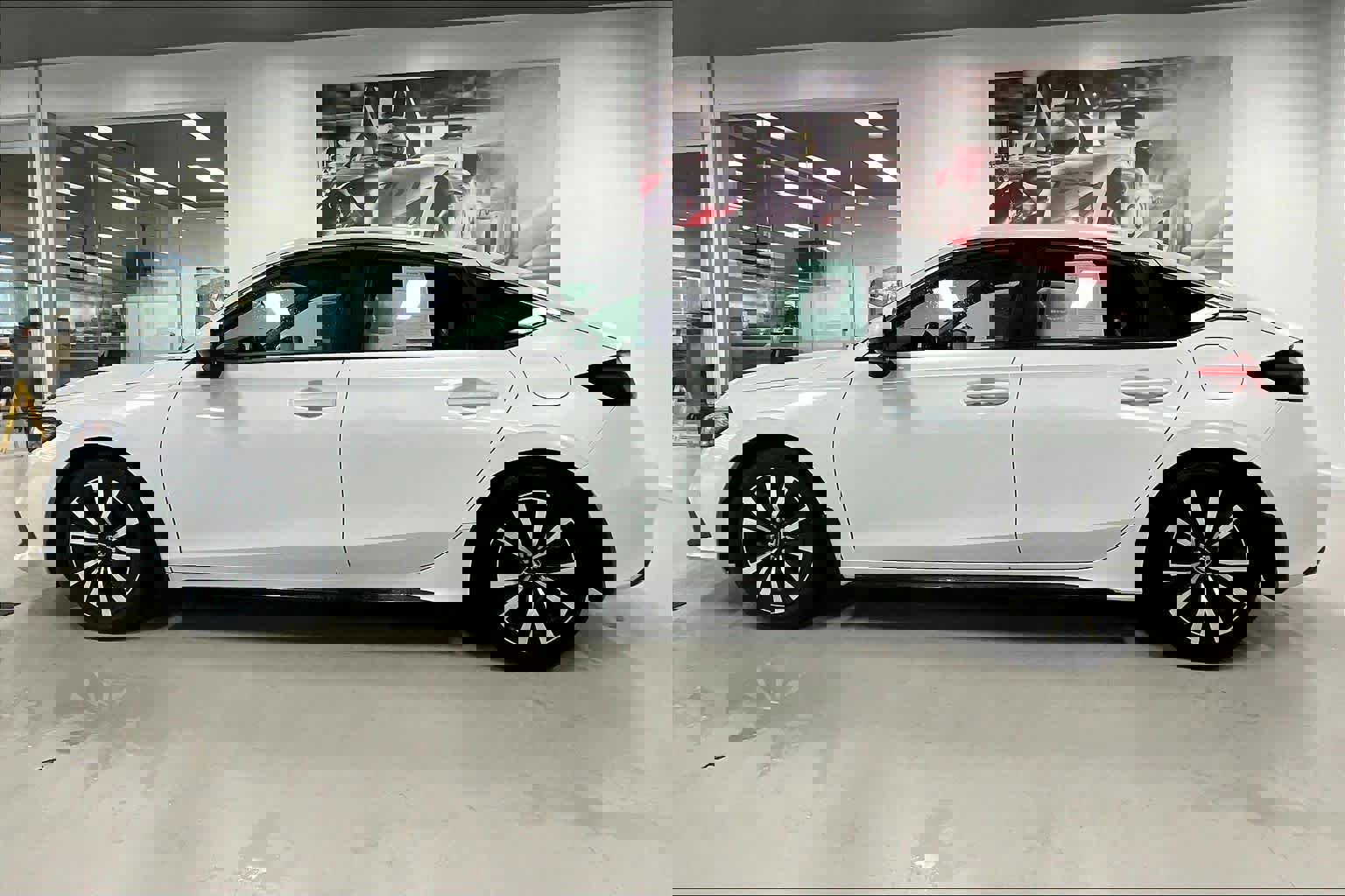 Used 2022 Honda Civic EX-L image 3