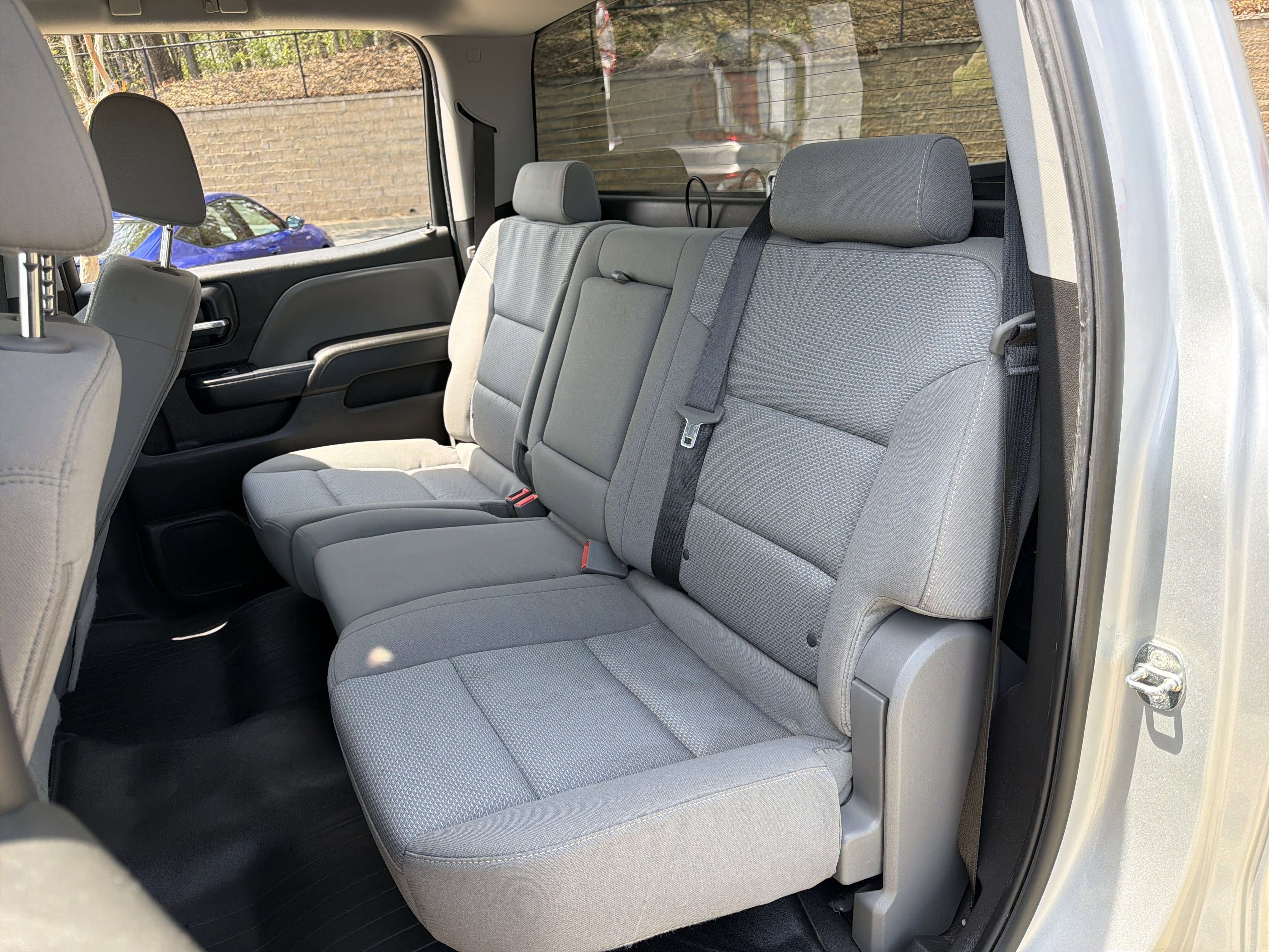 Used 2018 Chevrolet Silverado 1500 Custom w/ Custom Value Package AWD/4WD image 20