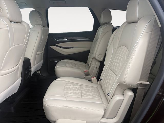 Used 2023 Buick Enclave Avenir w/ Avenir Technology Package AWD/4WD image 13