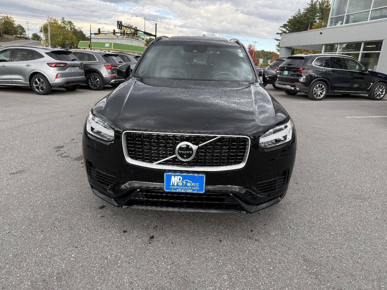 Used 2020 Volvo XC90 T8 R-Design w/ Protection Package Premier AWD/4WD image 4
