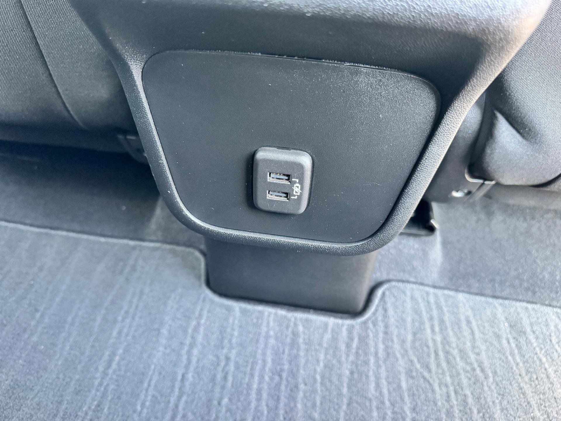 Used 2021 Chevrolet Equinox LT image 22
