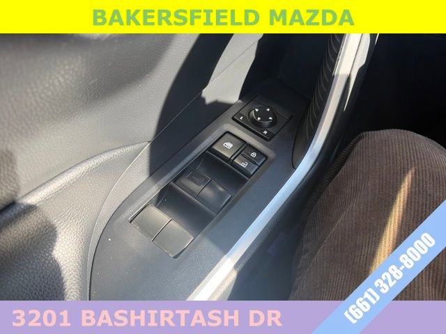 Used 2019 Toyota RAV4 XLE image 18