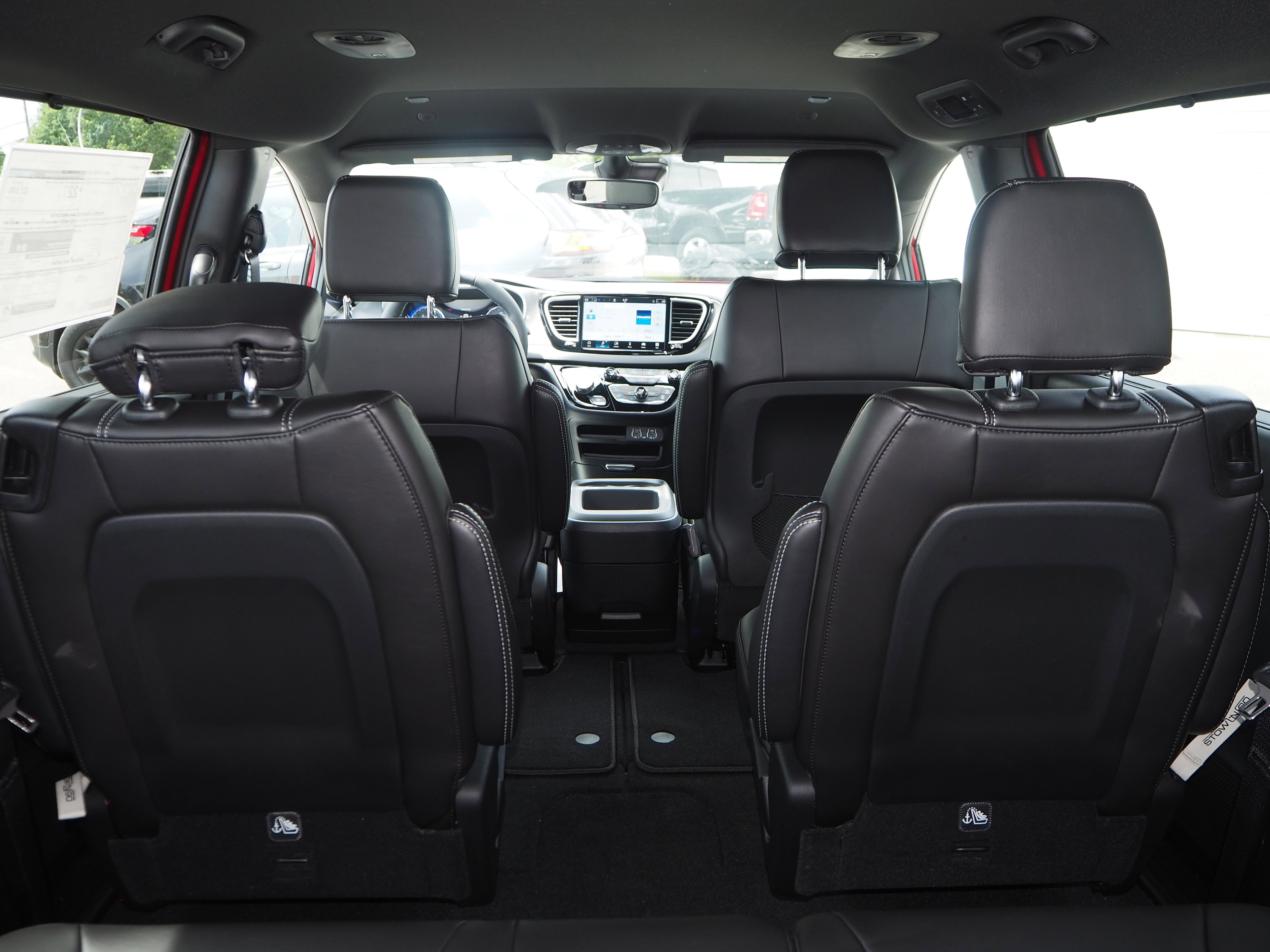 New 2025 Chrysler Voyager LX image 13