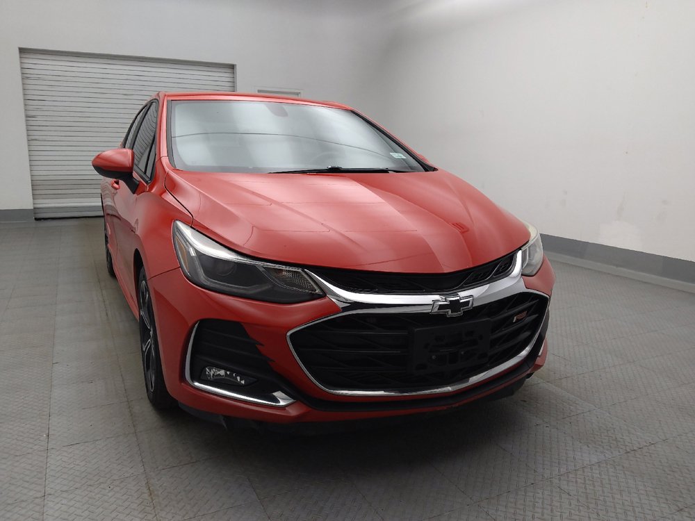 Used 2019 Chevrolet Cruze LT w/ Convenience Package FWD image 14