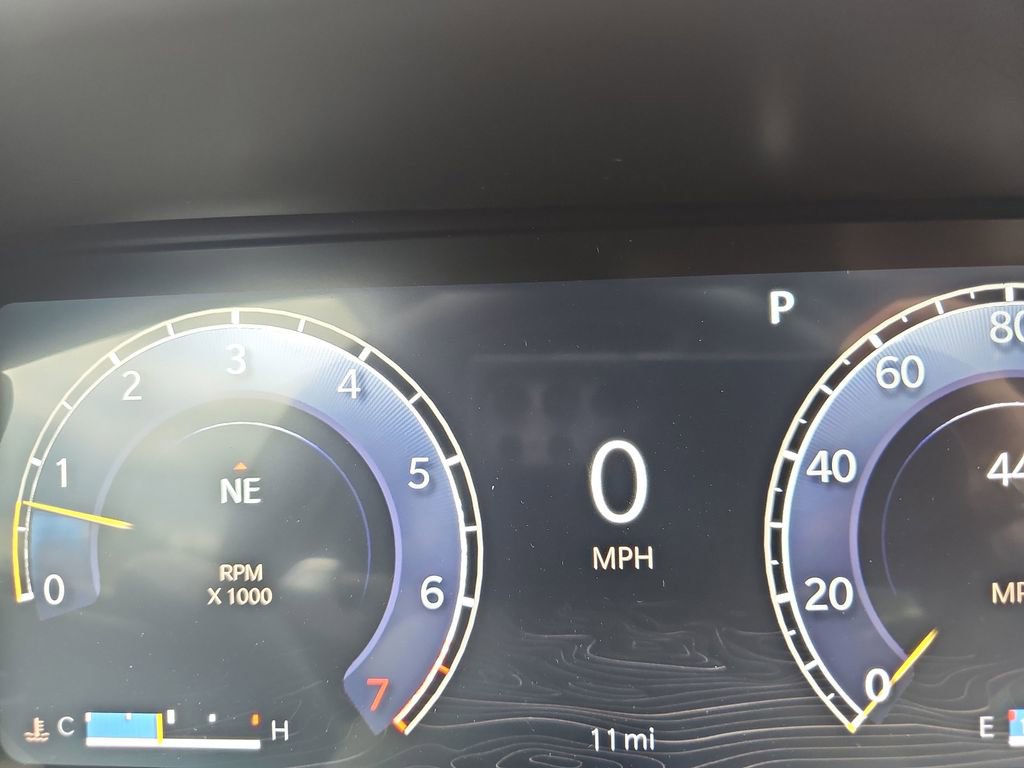 New 2025 Jeep Grand Cherokee L Altitude image 17