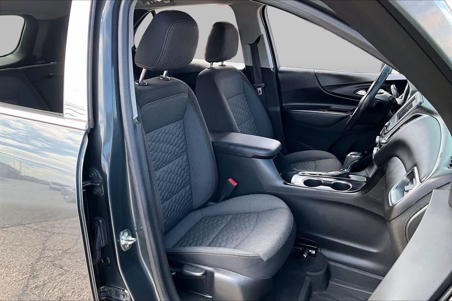 Used 2020 Chevrolet Equinox LT FWD image 9