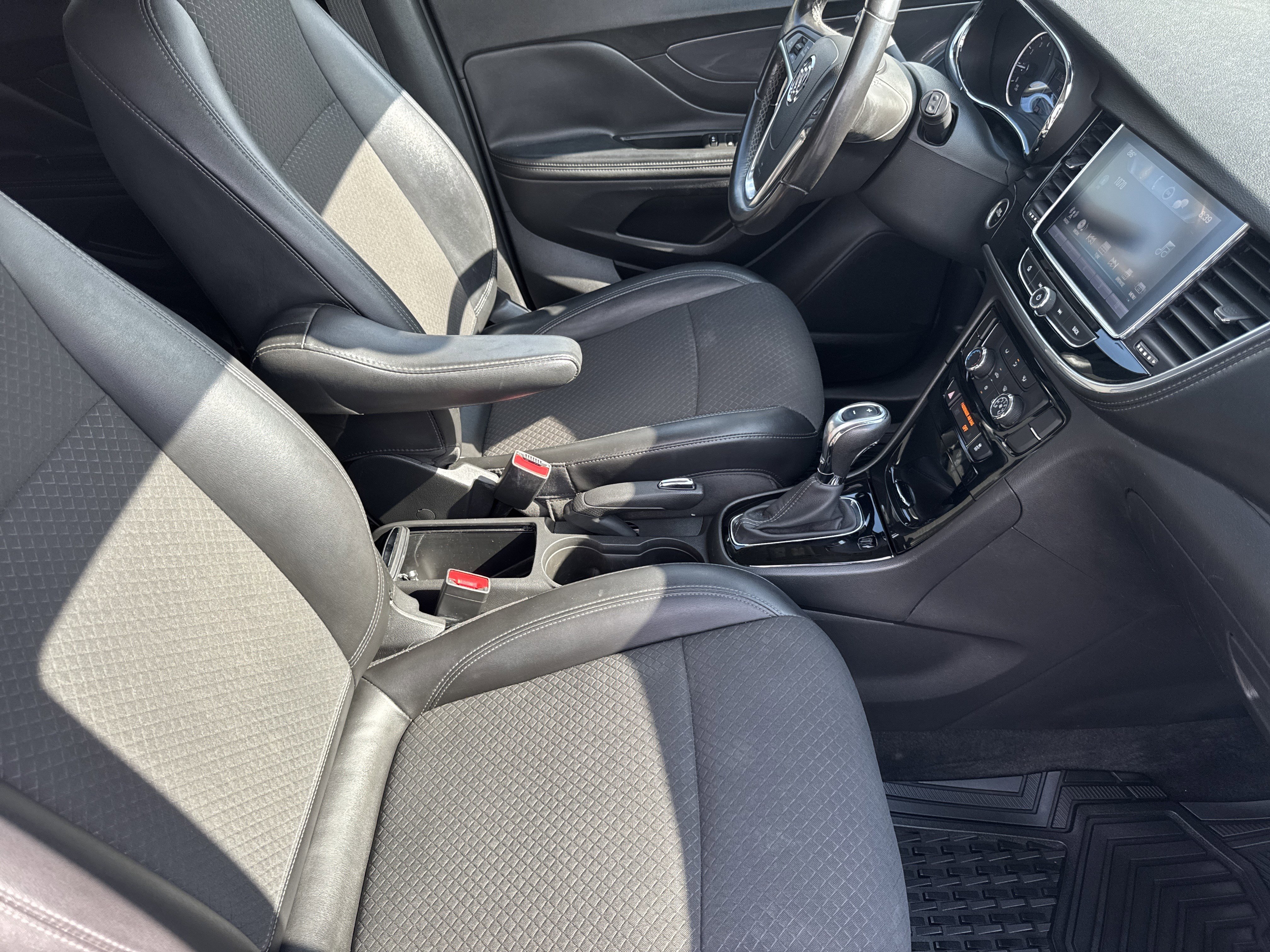 Used 2019 Buick Encore Preferred image 15