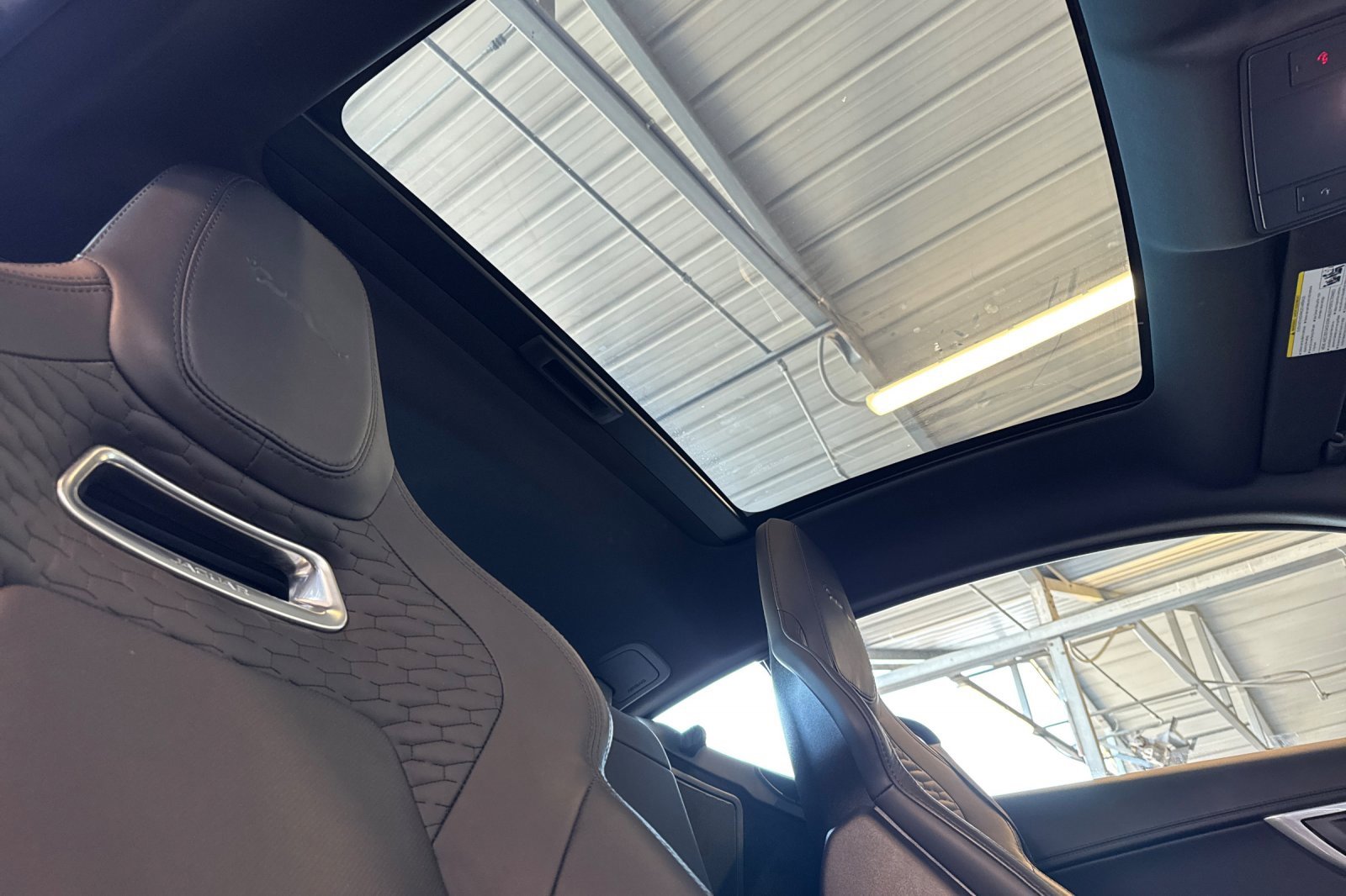 Used 2023 Jaguar F-TYPE R-Dynamic image 15