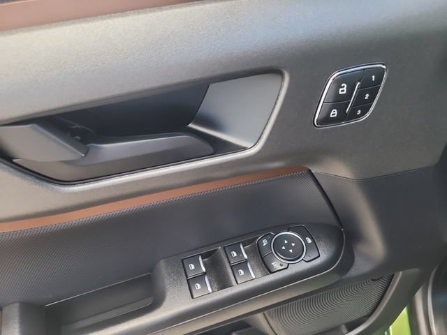 Used 2025 Ford Bronco Sport Outer Banks w/ Outer Banks Tech Package+ AWD/4WD image 16