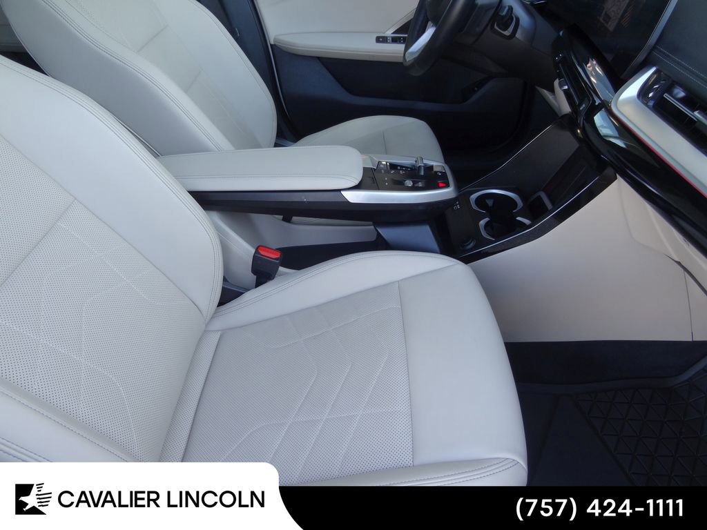 Used 2023 BMW X1 xDrive28i w/ Convenience Package AWD/4WD image 14